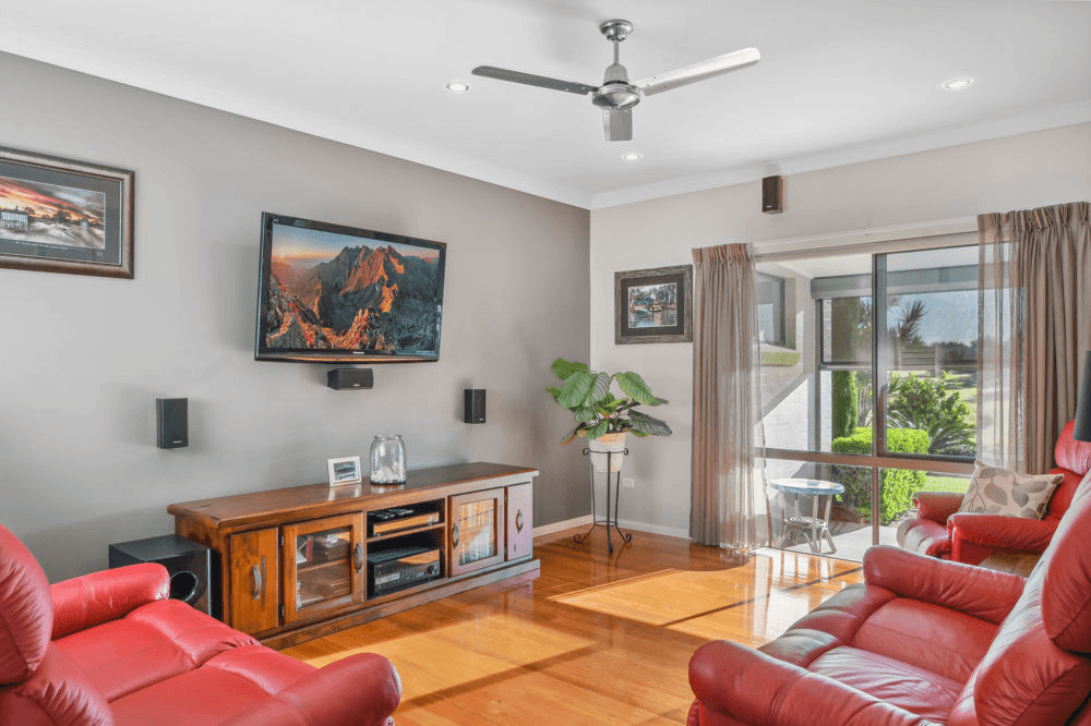 43 Channells Way, EUROKA, NSW 2440