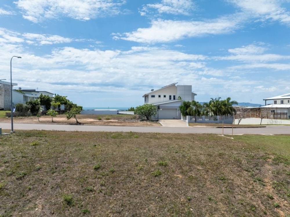 133 Goicoechea Drive, Bushland Beach, QLD 4818