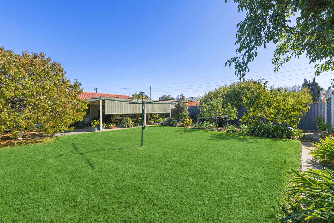 1 Wattle Avenue, DRY CREEK, SA 5094
