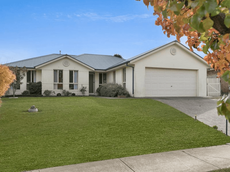 60 Emily Circuit, BOWRAL, NSW 2576