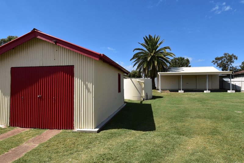 11 Lachlan Street, YEOVAL, NSW 2868