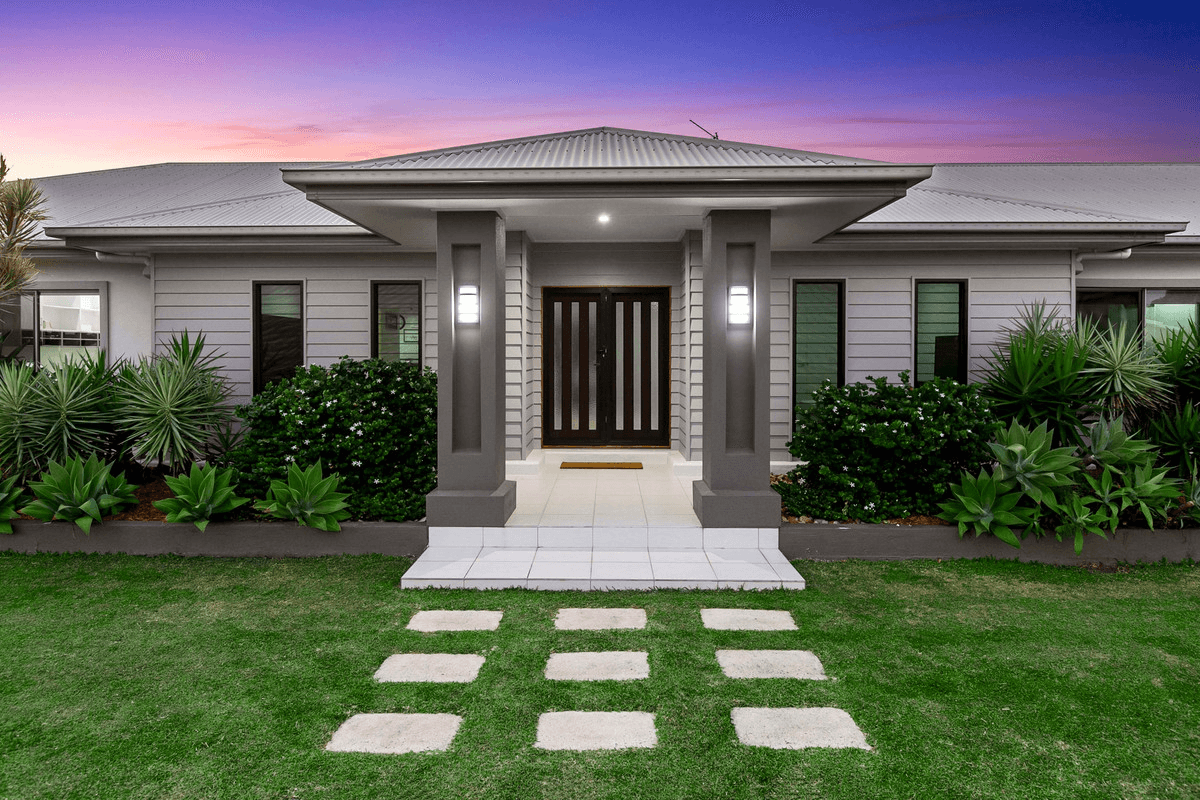 2 Mermaid Court, Eli Waters, QLD 4655