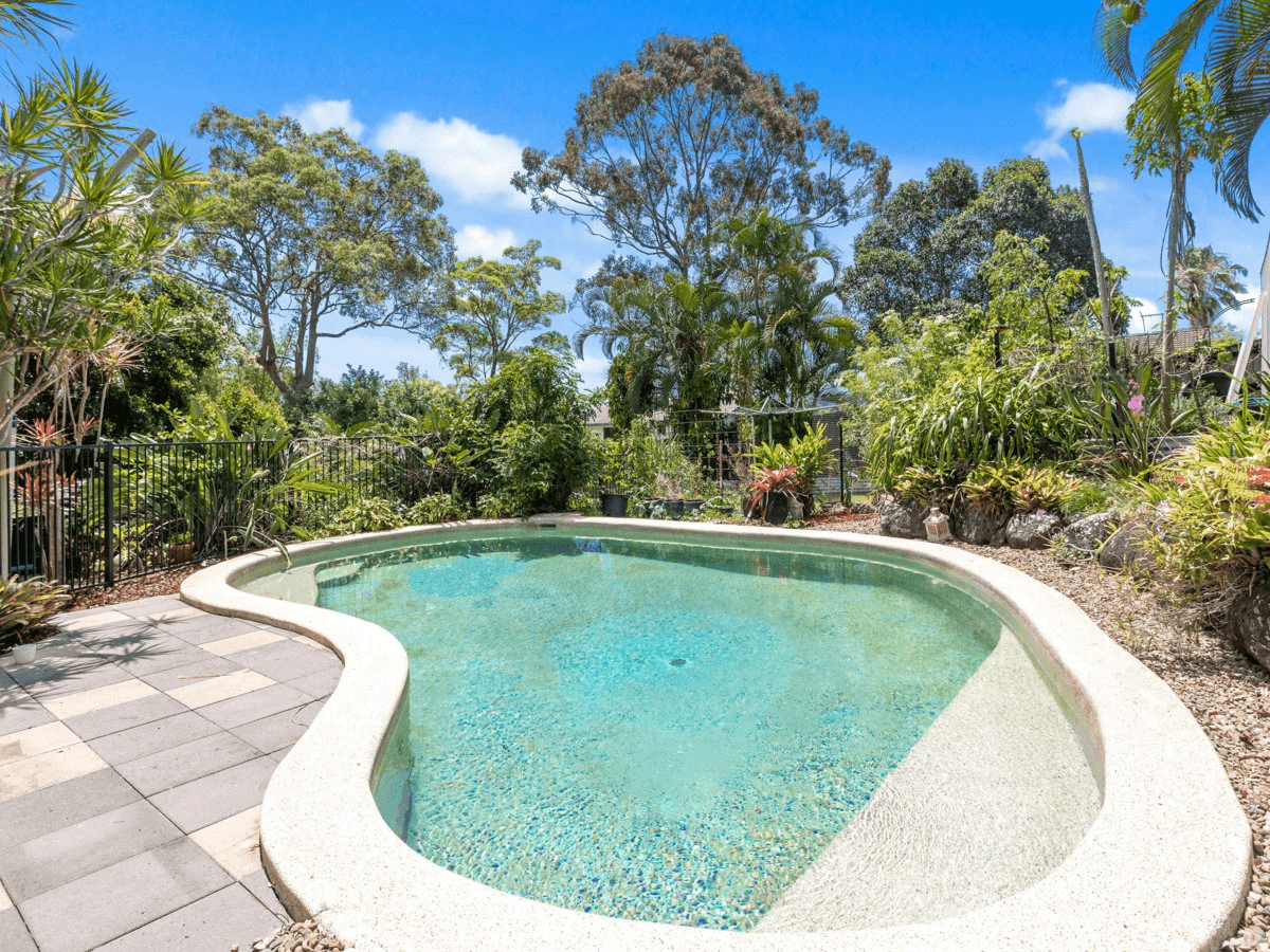 27 Eureka Crescent, NERANG, QLD 4211