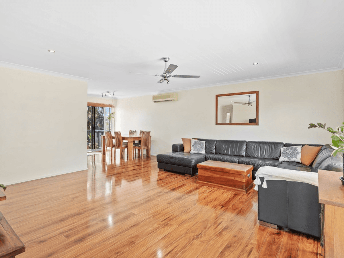 27 Eureka Crescent, NERANG, QLD 4211