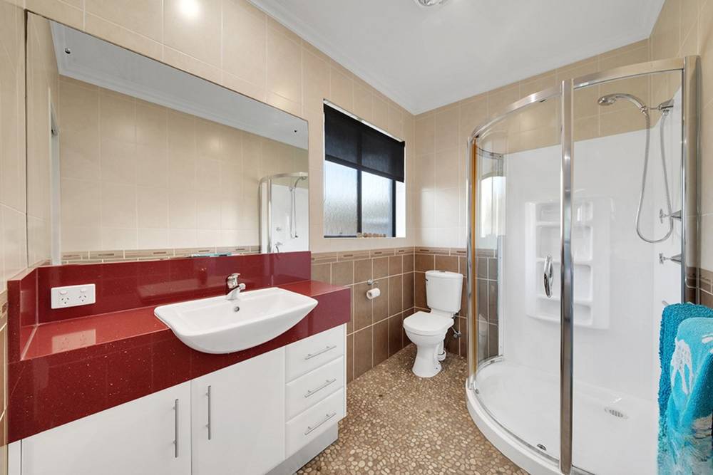 5 Pacific Avenue, Tannum Sands, QLD 4680