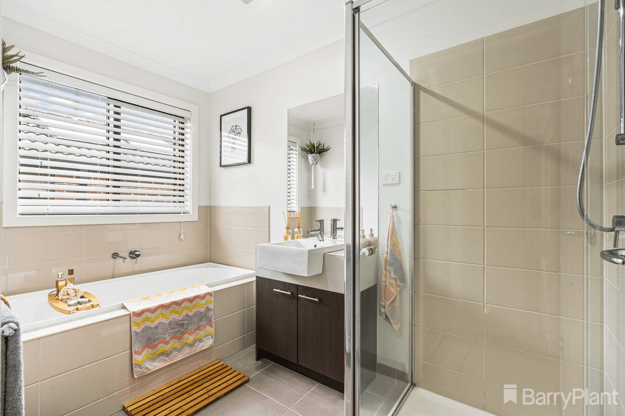 36 Botham Crescent, Pakenham, VIC 3810