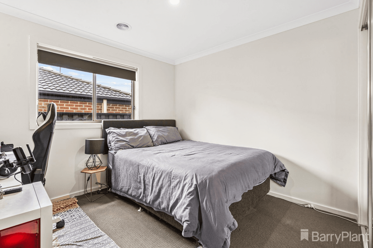 36 Botham Crescent, Pakenham, VIC 3810