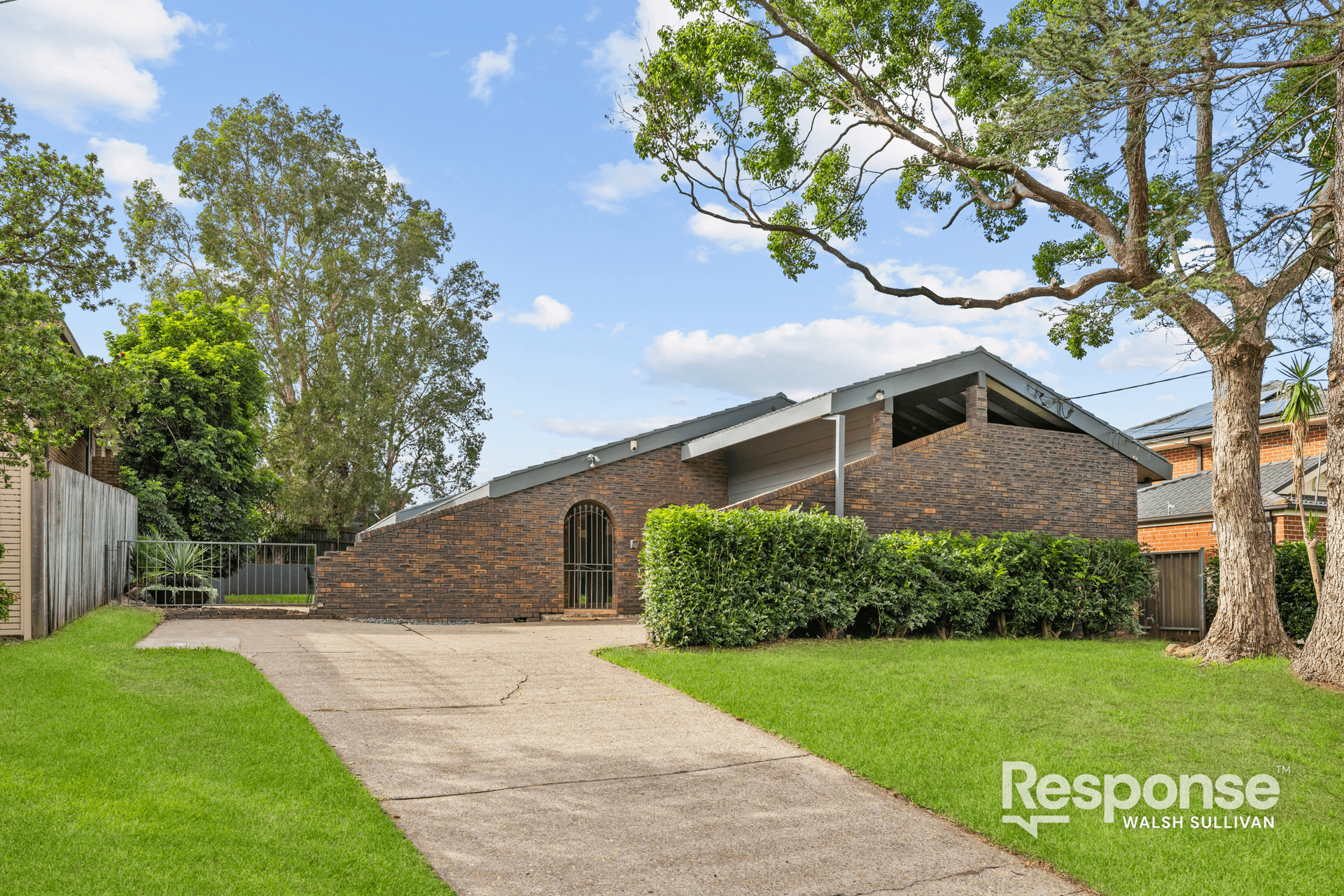 13 Grasmere Avenue, Northmead, NSW 2152