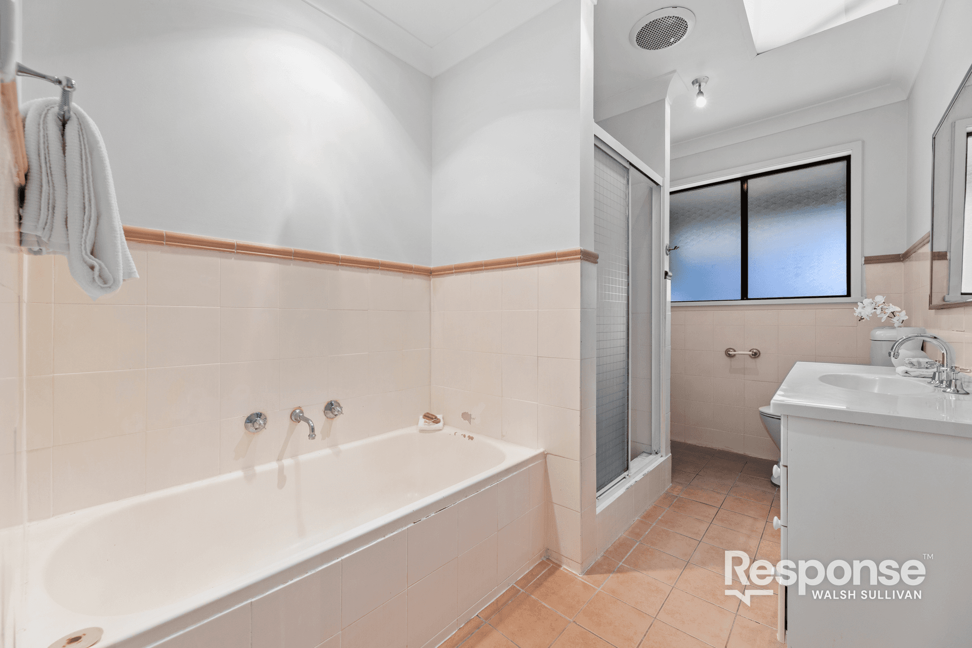 13 Grasmere Avenue, Northmead, NSW 2152