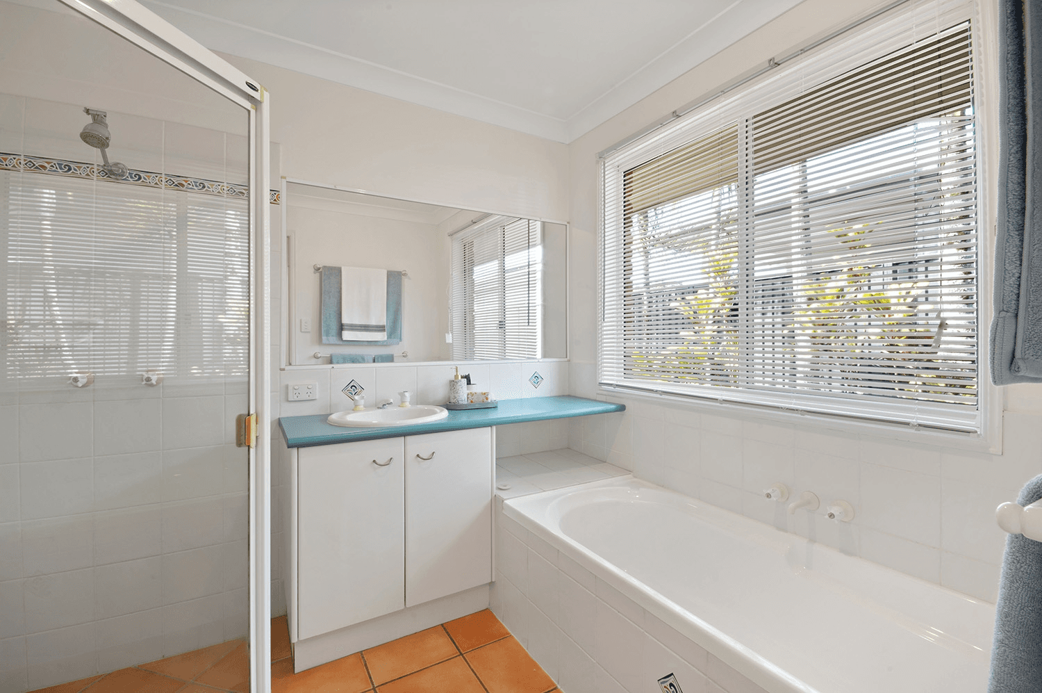 15 Bridgewater Court, Sippy Downs, QLD 4556