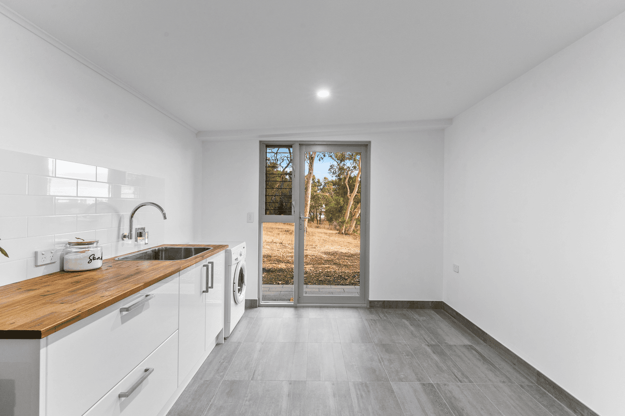 290 Viveash Road, SWAN VIEW, WA 6056
