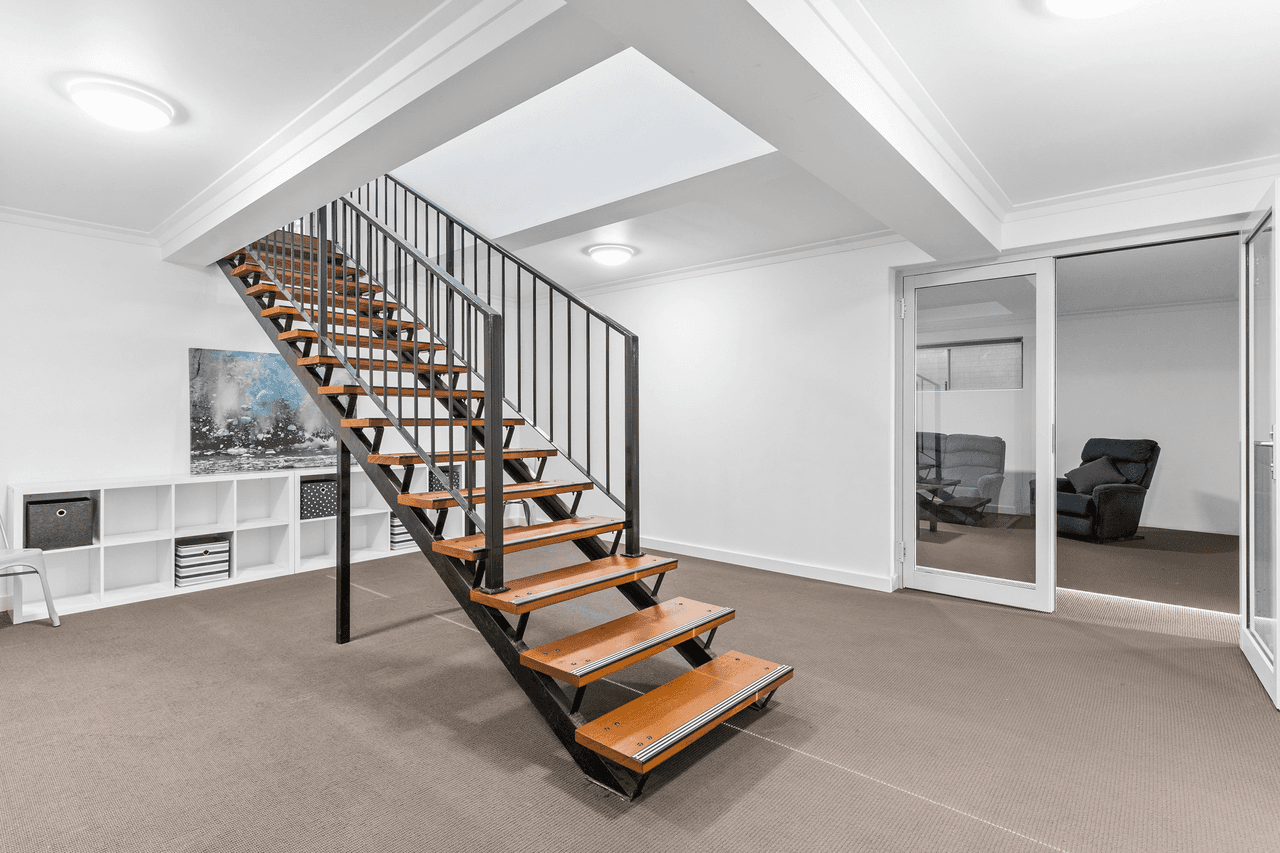 290 Viveash Road, SWAN VIEW, WA 6056