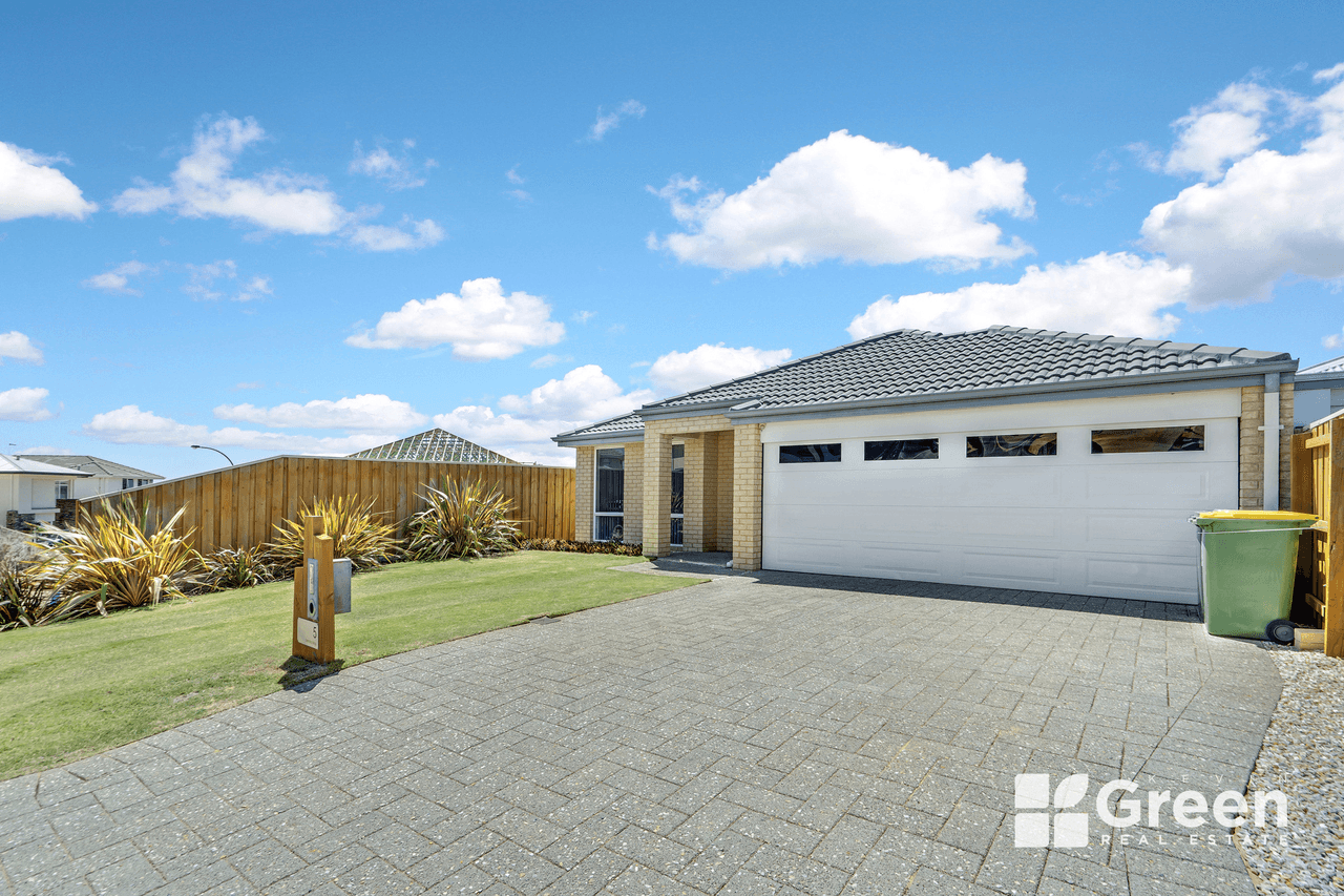 5 Serrata Way, Halls Head, WA 6210