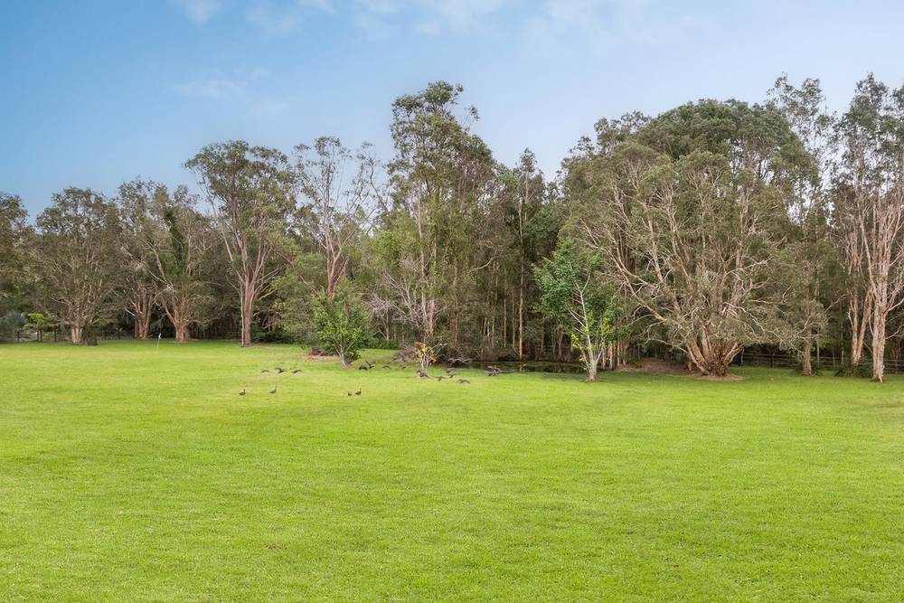 77 Glenridge Drive, COOROIBAH, QLD 4565