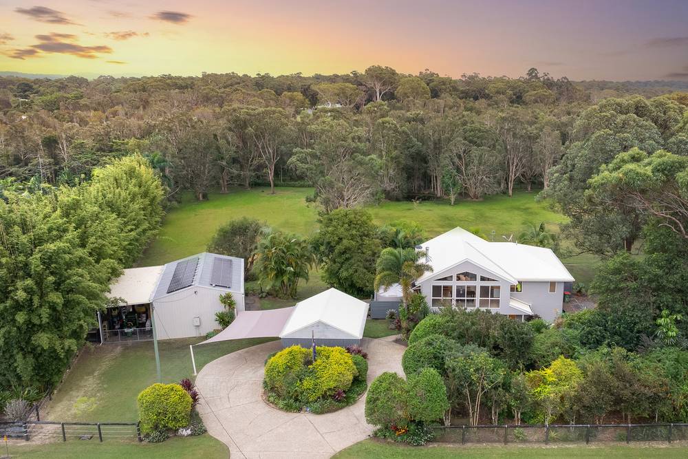 77 Glenridge Drive, COOROIBAH, QLD 4565