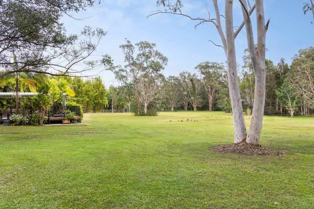 77 Glenridge Drive, COOROIBAH, QLD 4565
