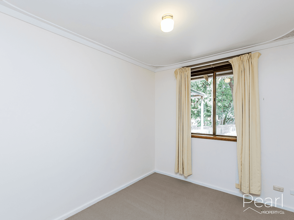 28 Spinaway St, Craigie, WA 6025