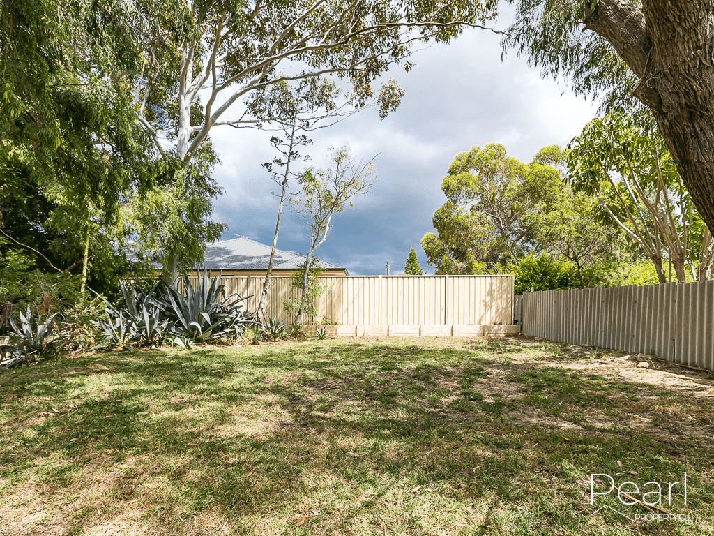 28 Spinaway St, Craigie, WA 6025