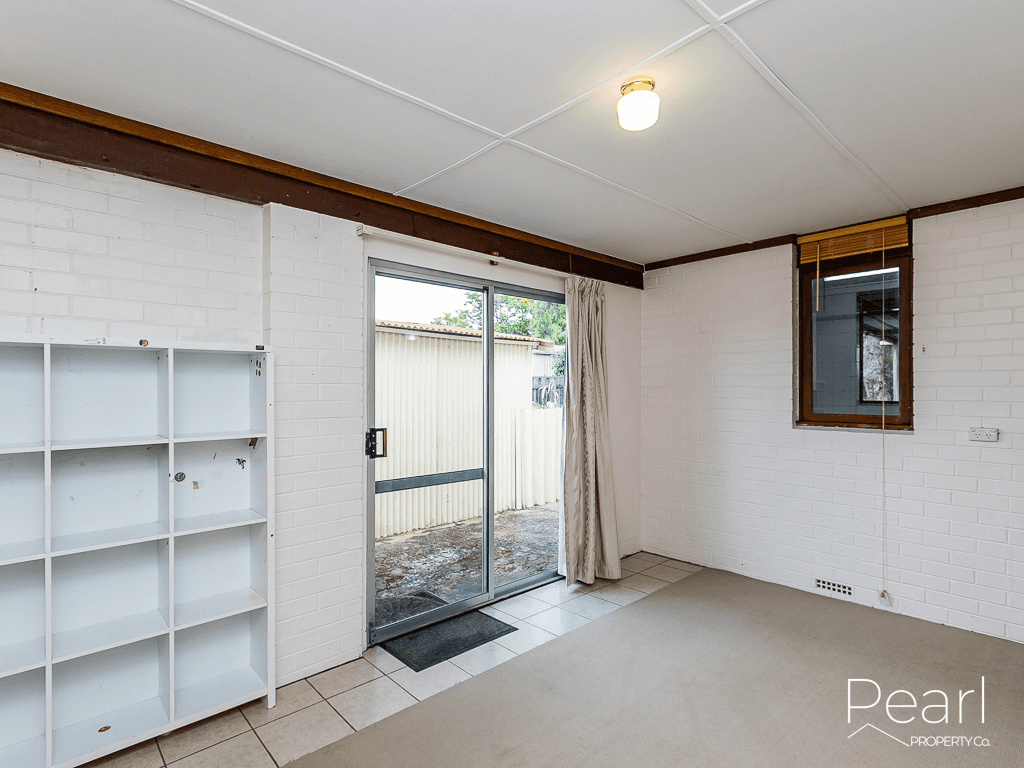 28 Spinaway St, Craigie, WA 6025