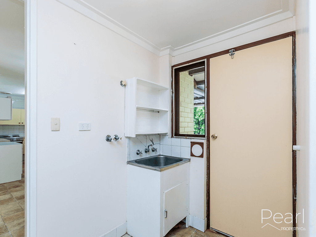 28 Spinaway St, Craigie, WA 6025