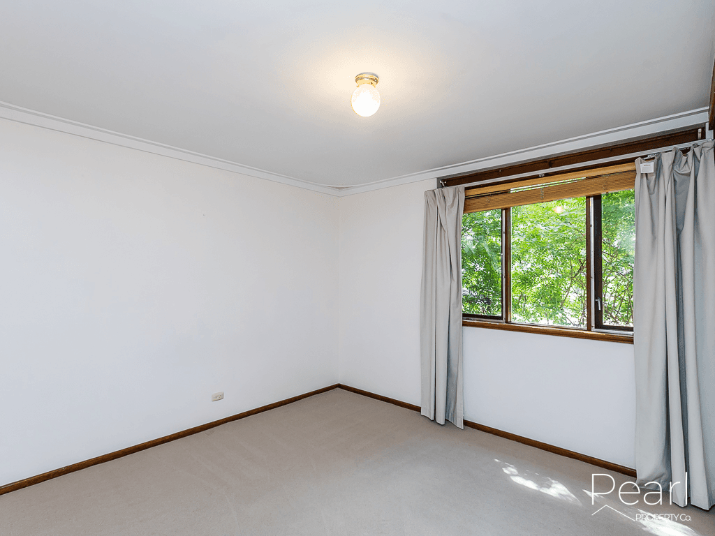 28 Spinaway St, Craigie, WA 6025