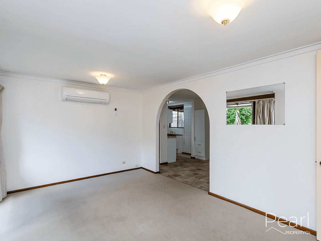 28 Spinaway St, Craigie, WA 6025