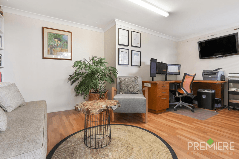 16 Kembla Crescent, Ruse, NSW 2560