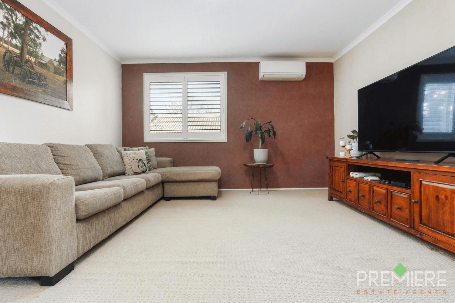 16 Kembla Crescent, Ruse, NSW 2560