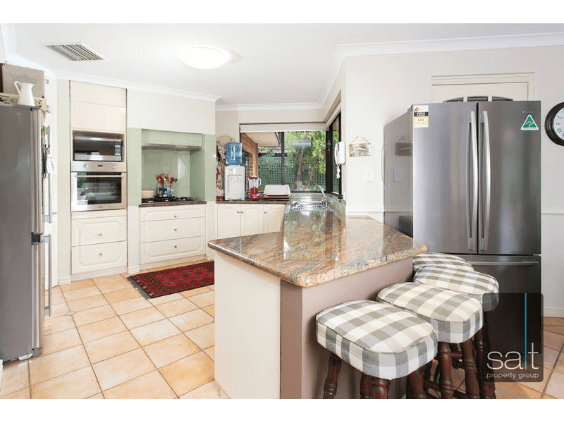 30 Bateman Road, MOUNT PLEASANT, WA 6153