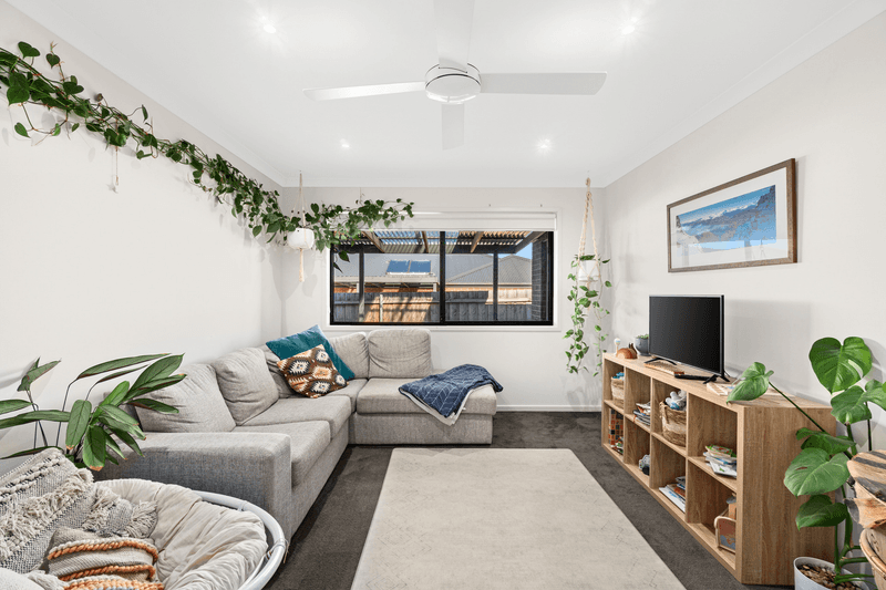 17 Swan Reach Road, Swan Reach, VIC 3903