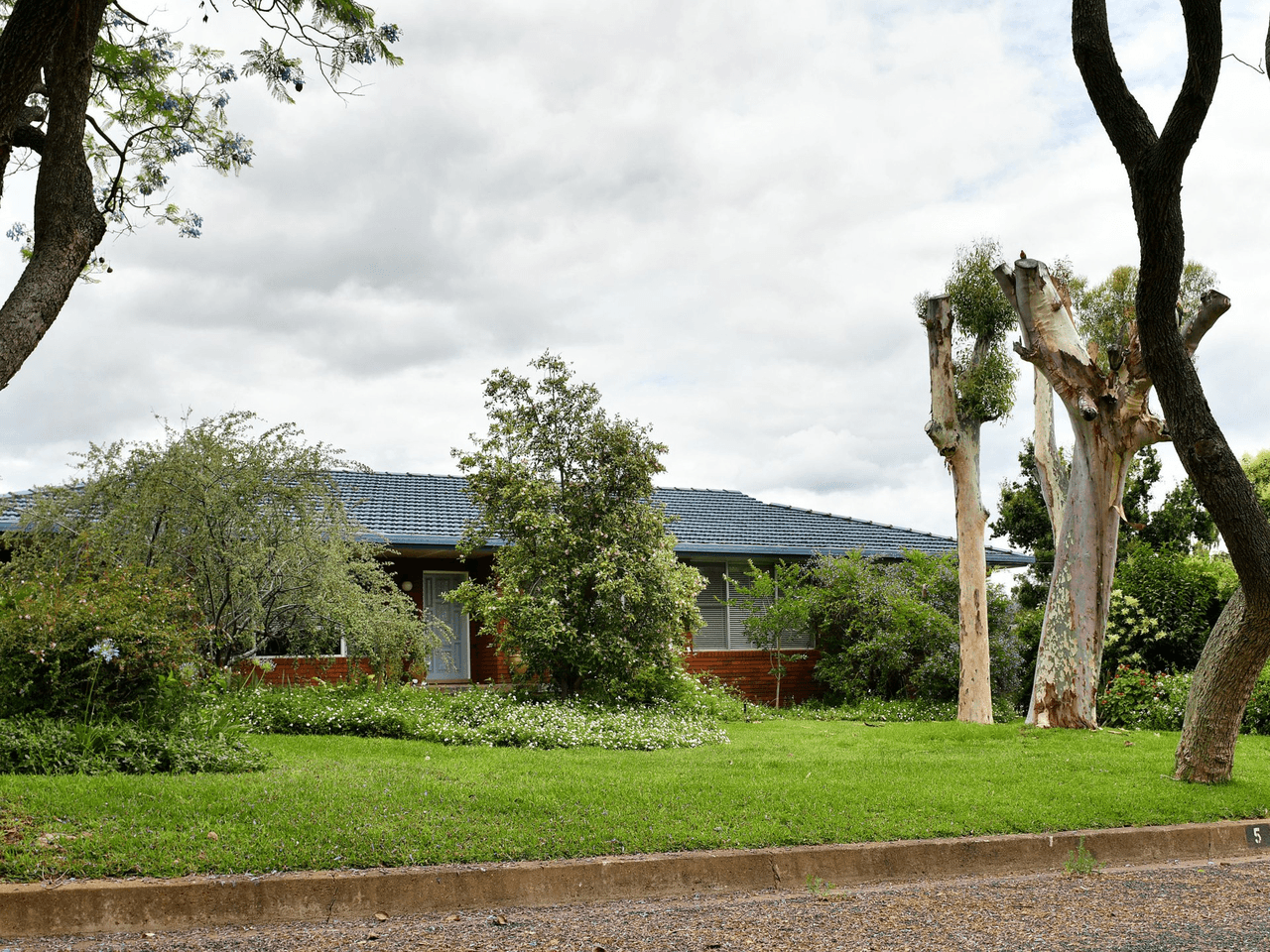 5-7 Gallen Avenue, GUNNEDAH, NSW 2380