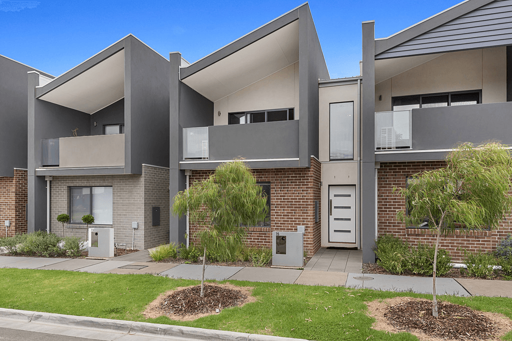 15 Barak Way, ROWVILLE, VIC 3178