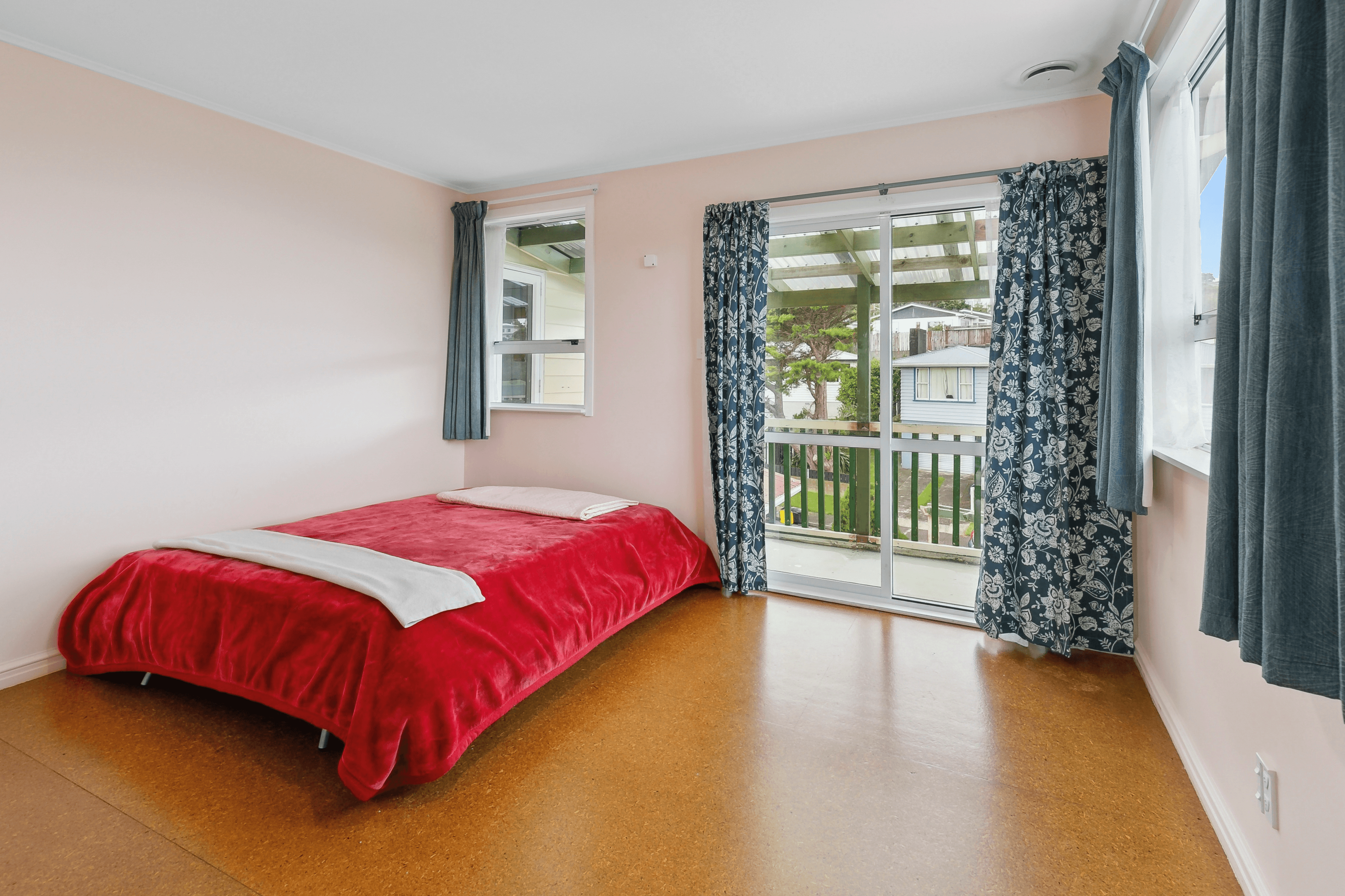 12 Camrose Grove, Kingston, Wellington 6021