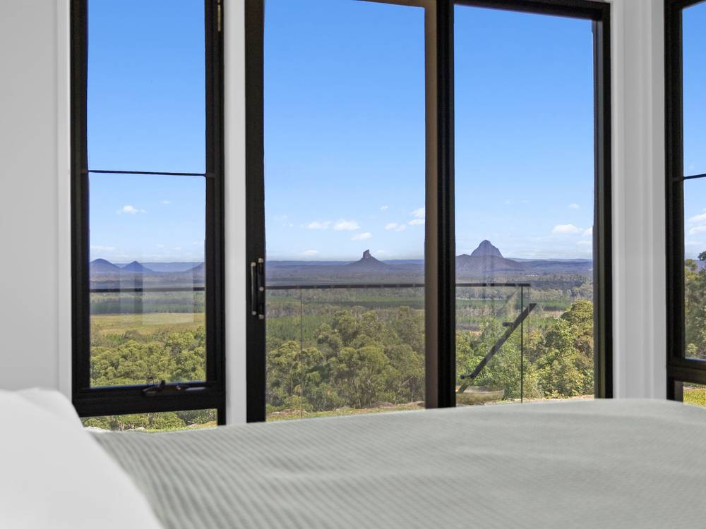 302 Hapgood Road, LANDSBOROUGH, QLD 4550