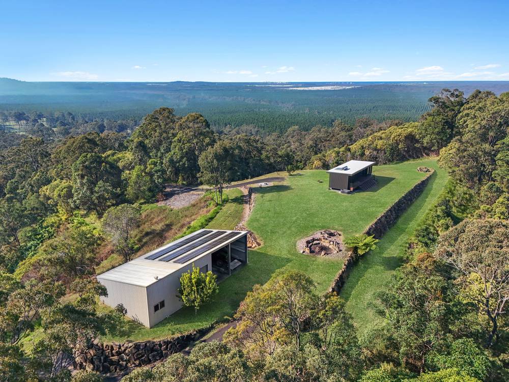 302 Hapgood Road, LANDSBOROUGH, QLD 4550