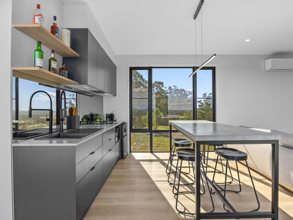 302 Hapgood Road, LANDSBOROUGH, QLD 4550