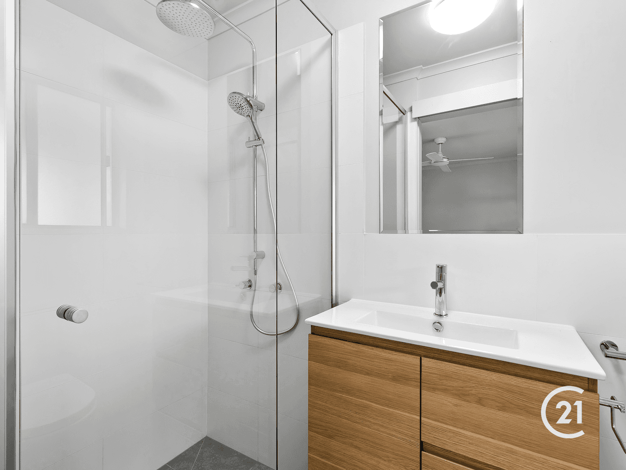 10/2 Swan Street, Noosaville, QLD 4566