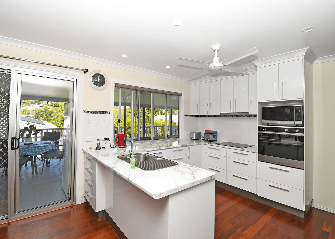 45 Truro Street, TORQUAY, QLD 4655