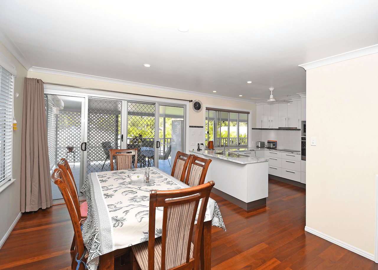 45 Truro Street, TORQUAY, QLD 4655