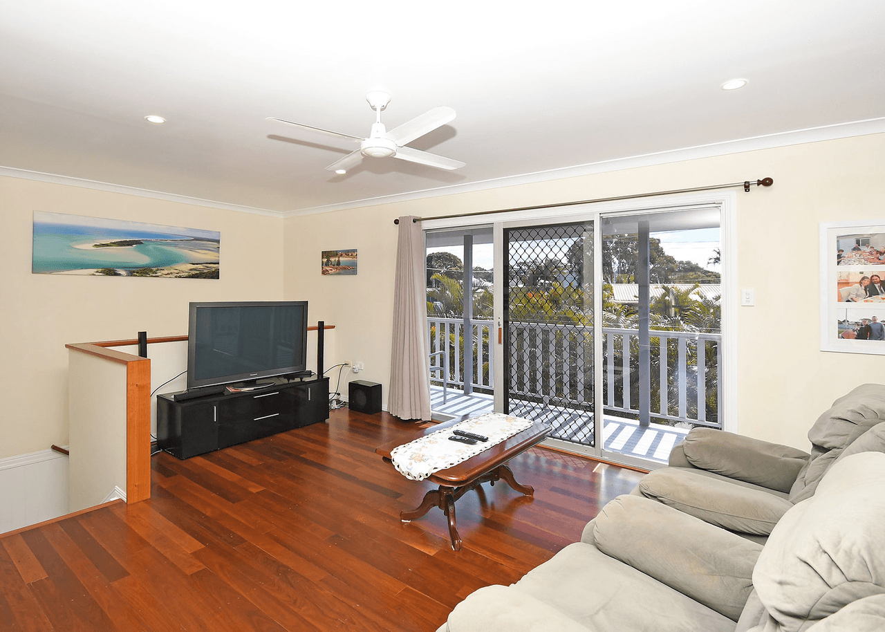 45 Truro Street, TORQUAY, QLD 4655