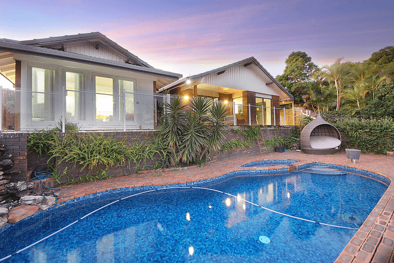 6 Penguin Parade, Burleigh Waters, QLD 4220