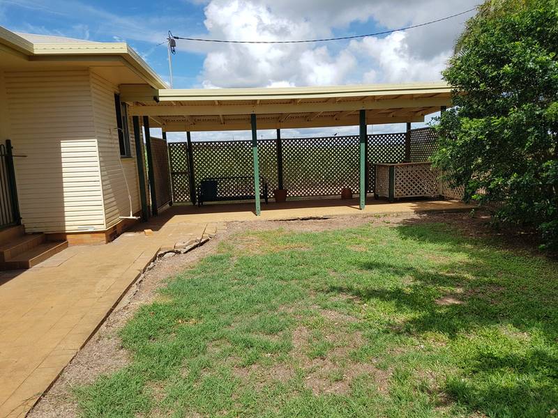 144 Hoffmans Road, Burnett Heads, QLD 4670