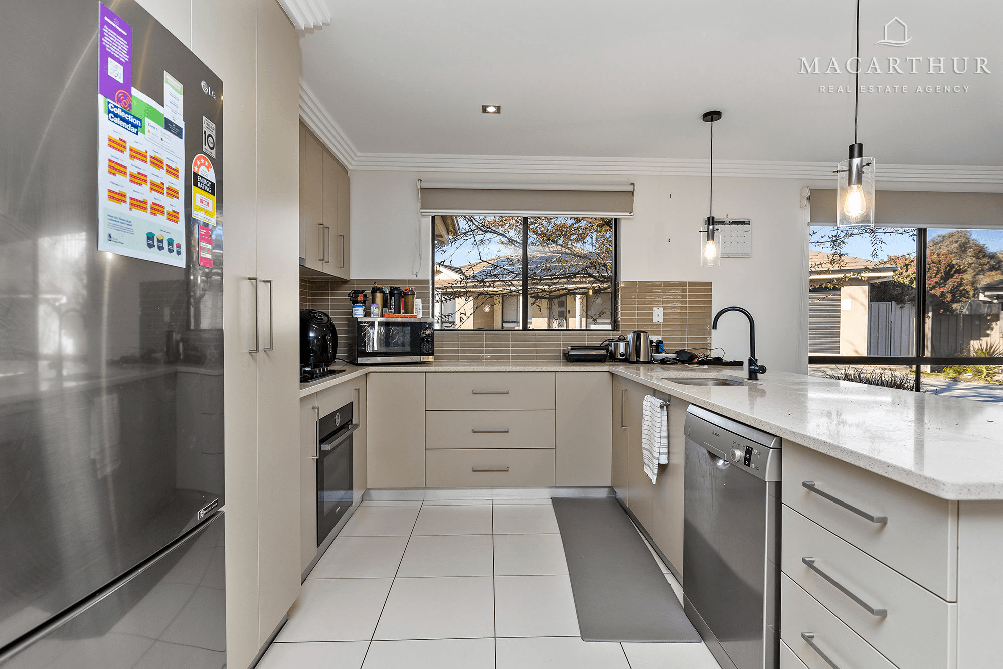 1/61 Mima Street, Glenfield Park, NSW 2650