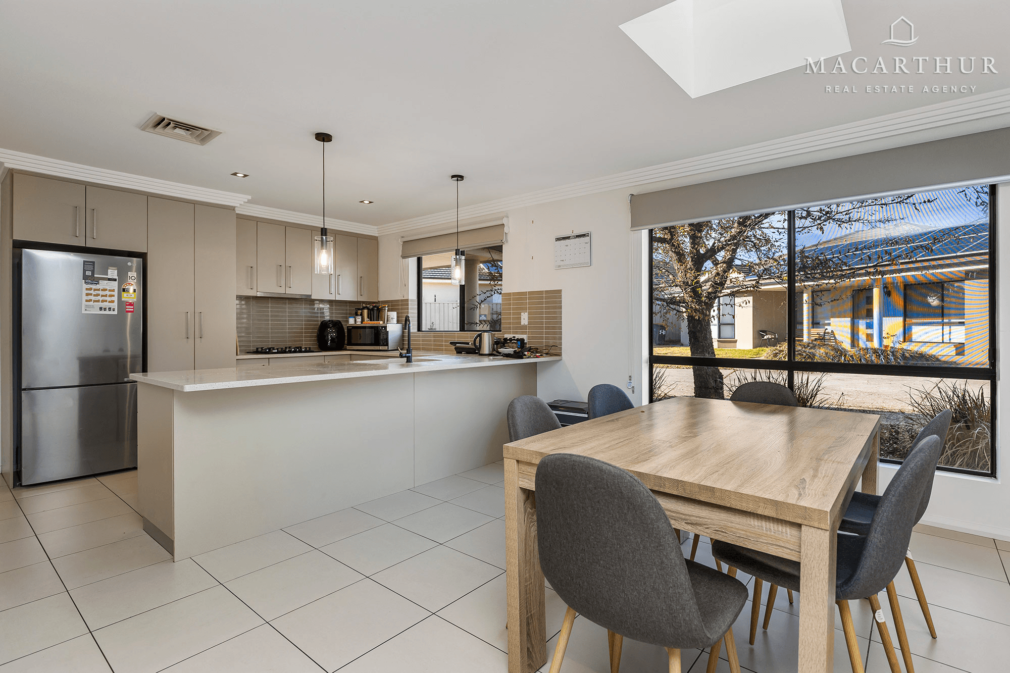 1/61 Mima Street, Glenfield Park, NSW 2650