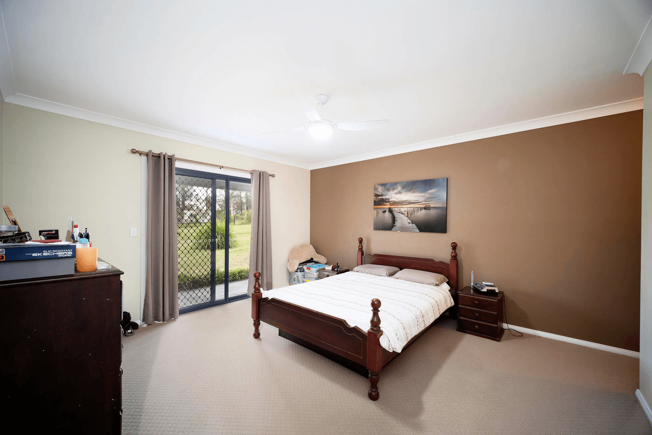 12 Aerodrome Rd, Nabiac, NSW 2312