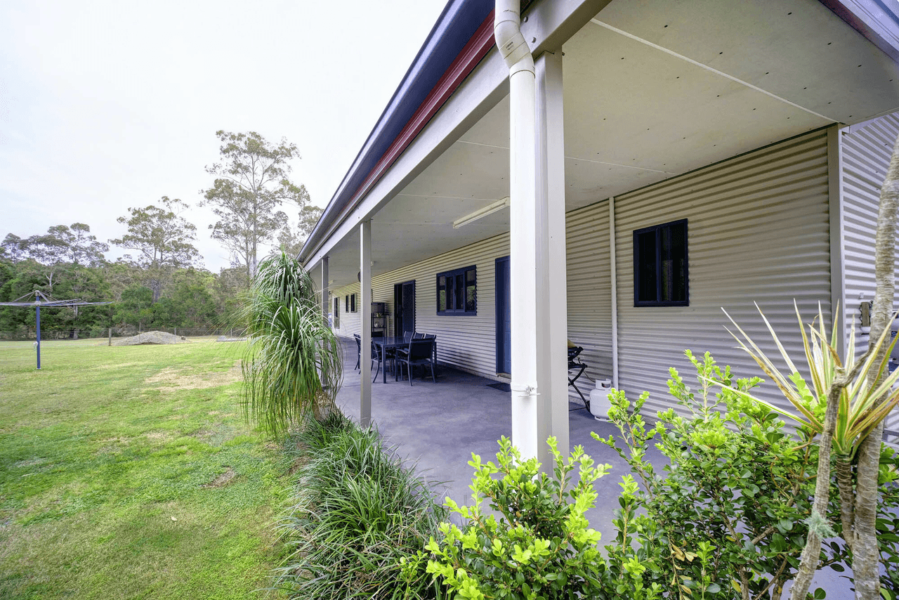 12 Aerodrome Rd, Nabiac, NSW 2312