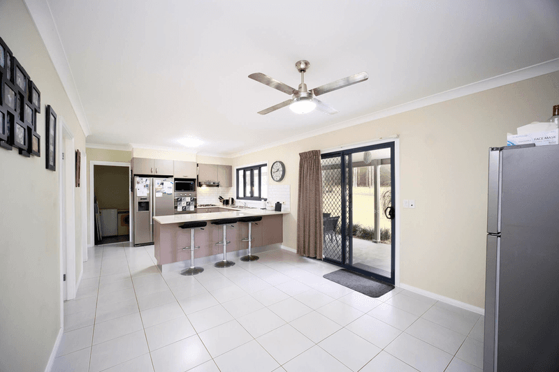 12 Aerodrome Rd, Nabiac, NSW 2312