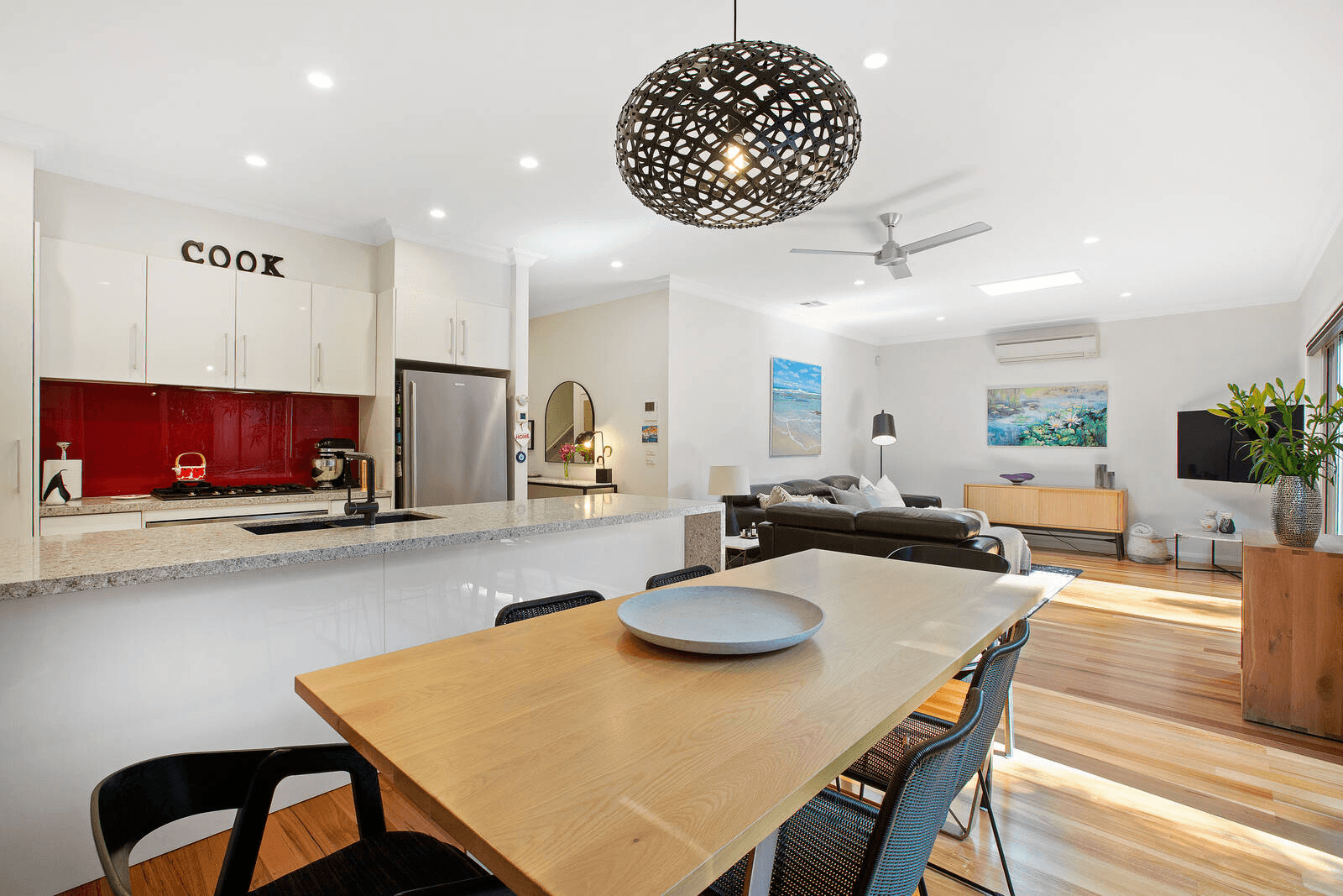 2/15 Collett Avenue, RINGWOOD, VIC 3134