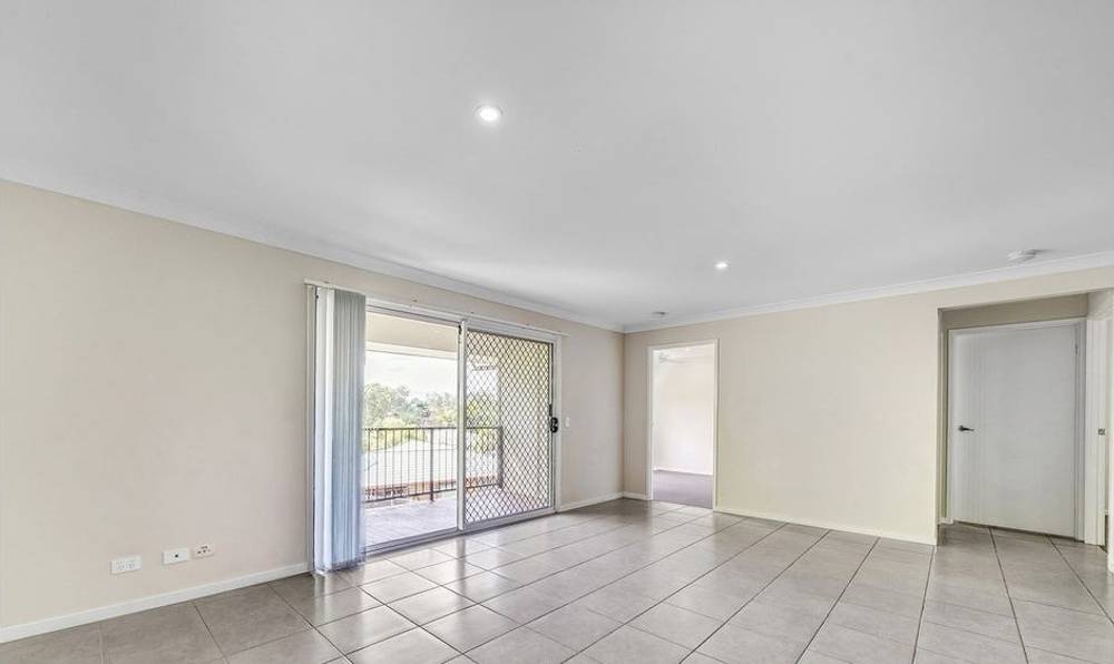 42 Emerald Street, MARSDEN, QLD 4132