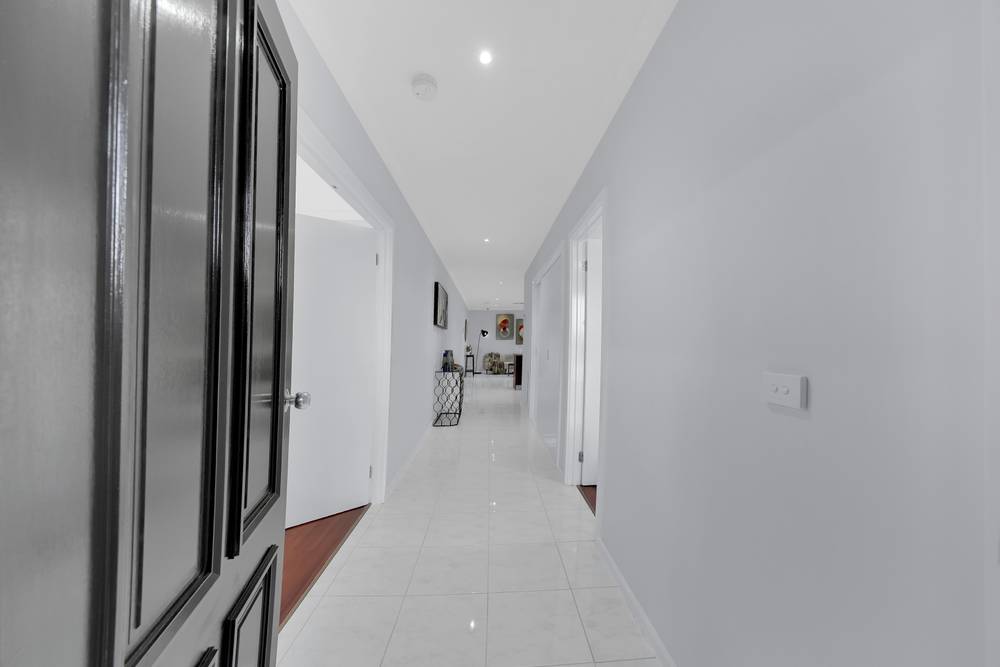 27 Yarraman Road, MANOR LAKES, VIC 3024
